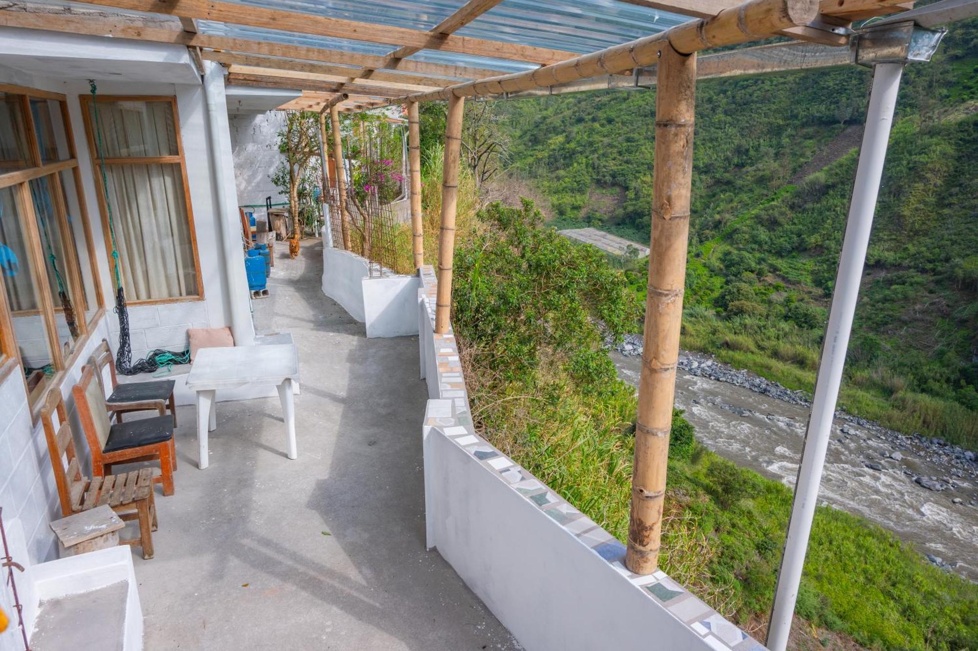 Backpackers-Balcones-River-Lodge Baños Exterior foto